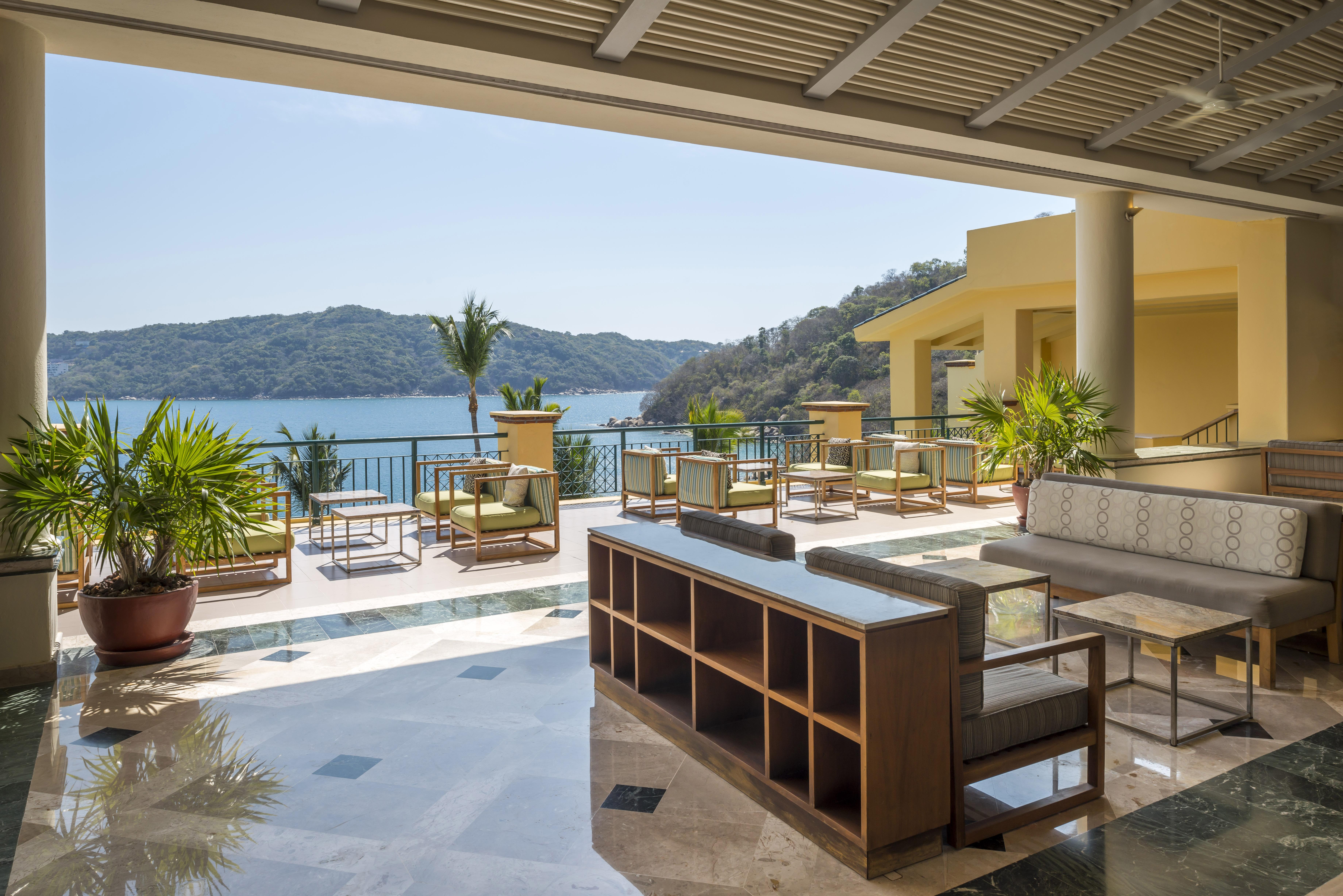 Hotel Camino Real Acapulco Diamante Exterior foto The Westin Resort and Spa, Playa Mujeres