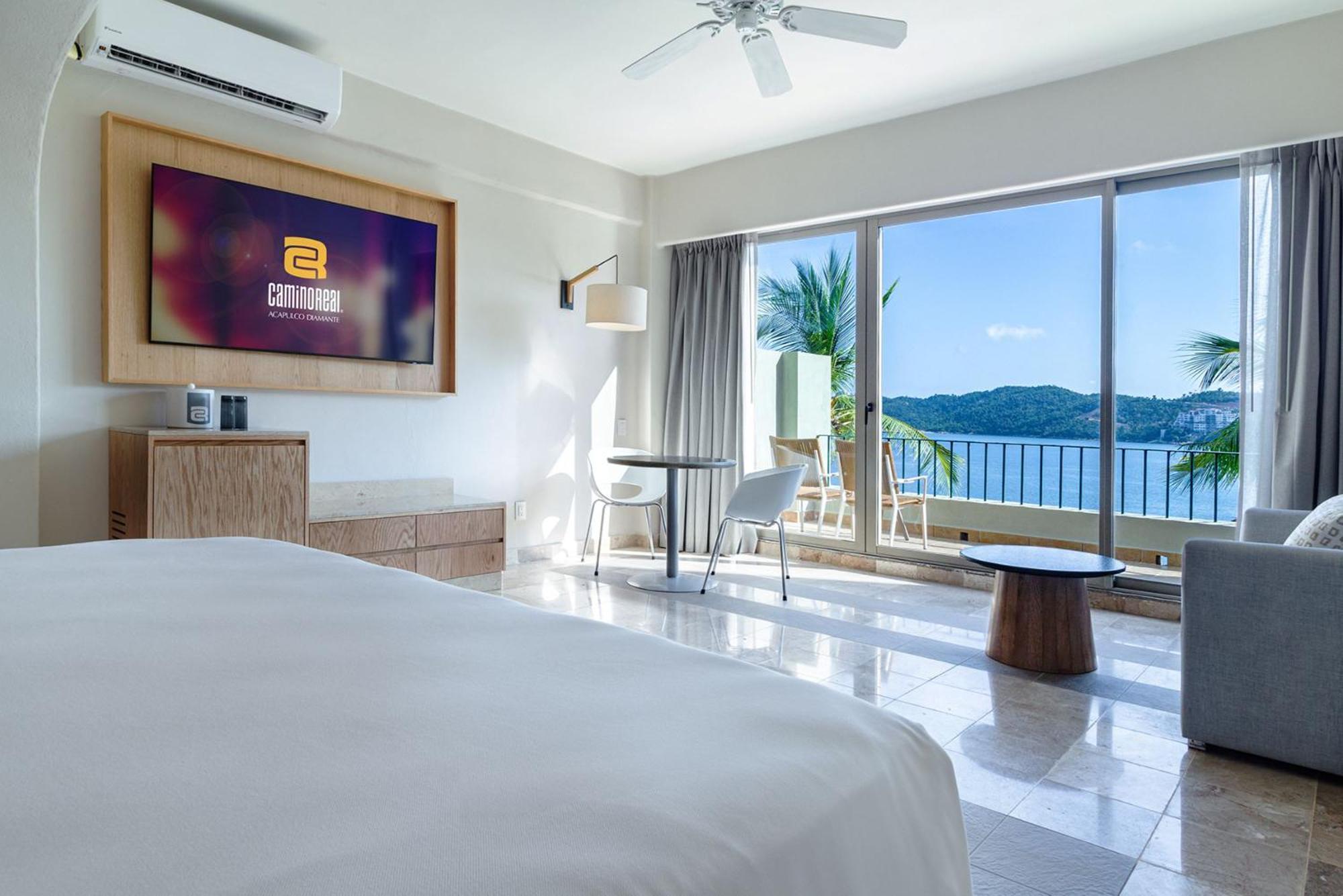 Hotel Camino Real Acapulco Diamante Exterior foto Oceanfront Junior Suite